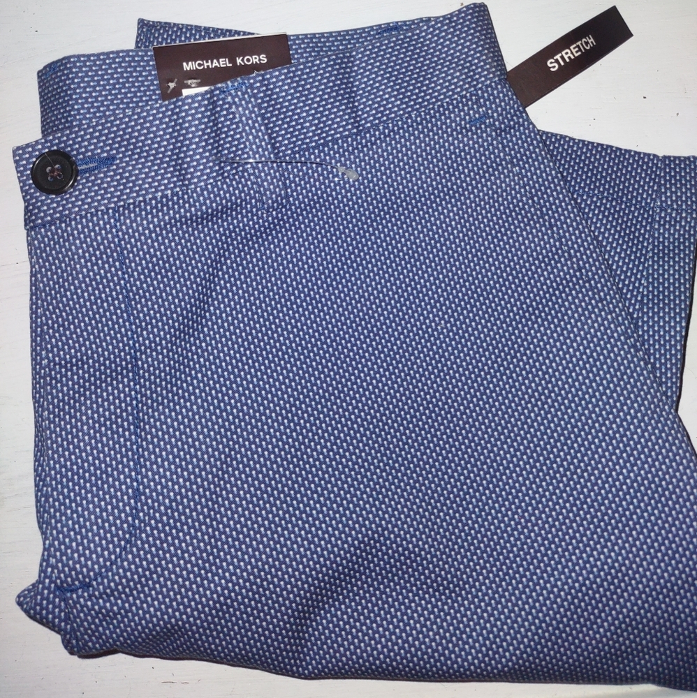 New with tags michael kors men's shorts with pattern .stretch . 32 waist.